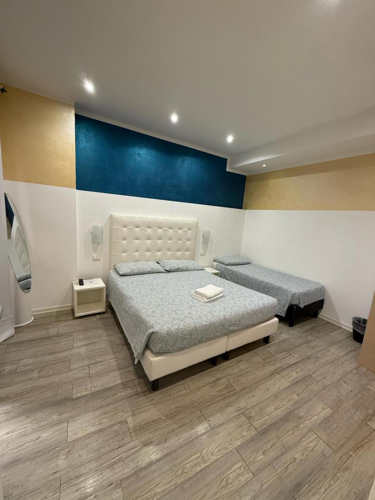 Londrino Sanremo Hotel ภายนอก รูปภาพ